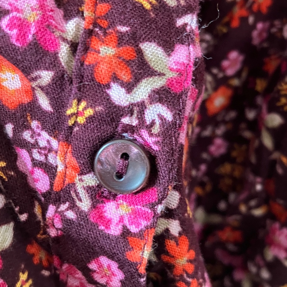 Old Navy Large Maroon With Yellow, Red & Pink Flowers Short-Sleeved Ankle Length - Picture 2 of 6
